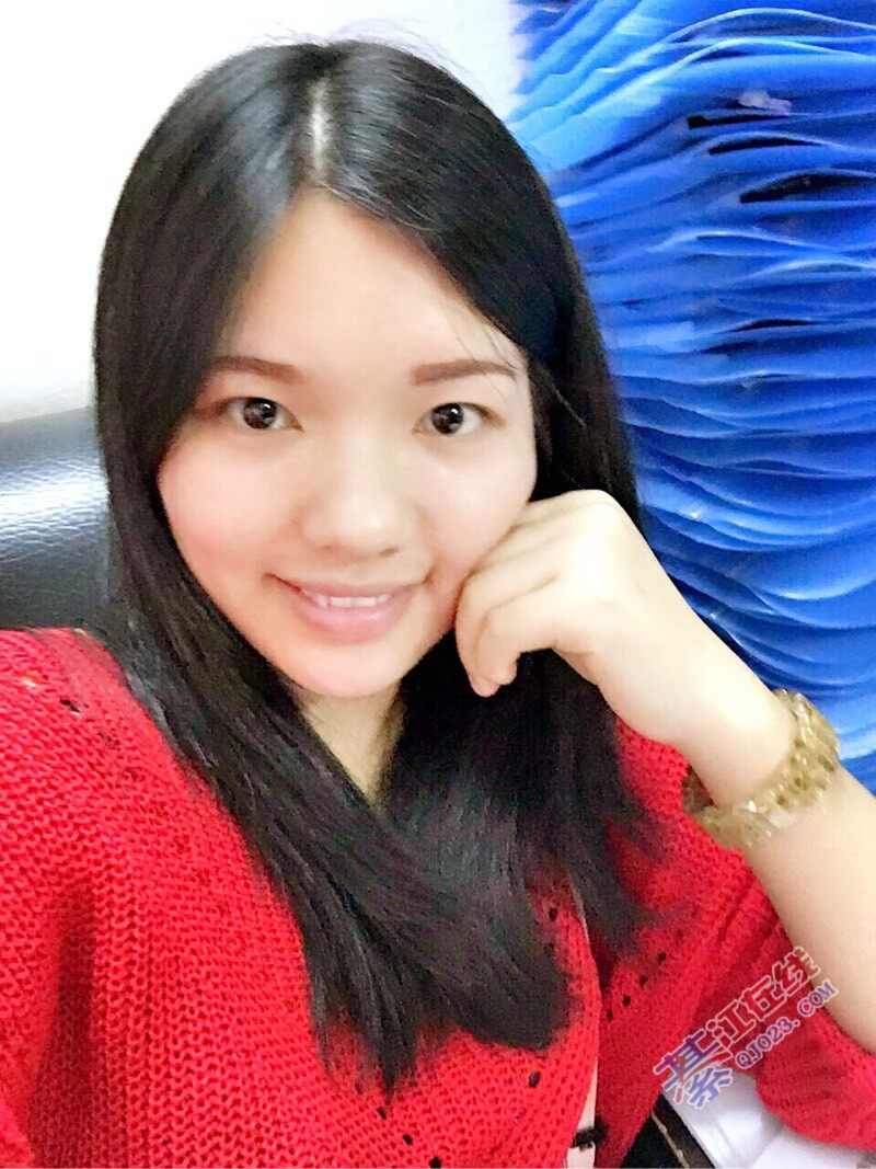 认真工作的女人最美