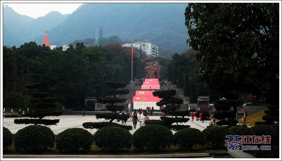 地址能甩出来吗?  沙坪坝烈士墓红岩魂纪念馆