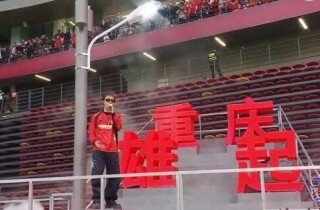 �뽭�̶����������г������������ݣ���ը��