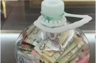 ����˭��Ǯ����һ�����㻨Ǯ�ж���