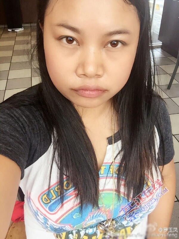 凤姐晒出三张大头自拍照,长乖了耶