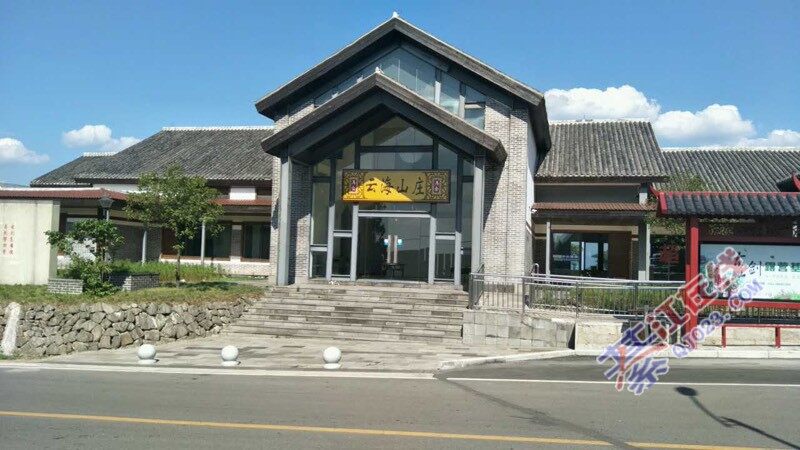 古剑山景区云海山庄招聘餐饮服务员,待遇从优.有意者电话联系.