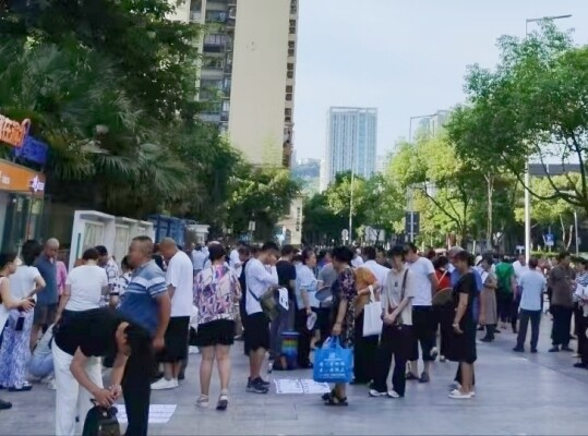 大家觉得职场环境中，能力和关系哪个更重要