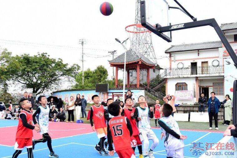 �뽭�ⳡ������̫ȼ�ˣ�С�����Ǵ�����ģ����