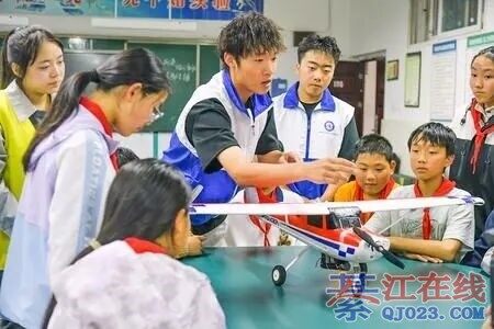 �뽭�Ⲩ���գ�̫�����ˣ�