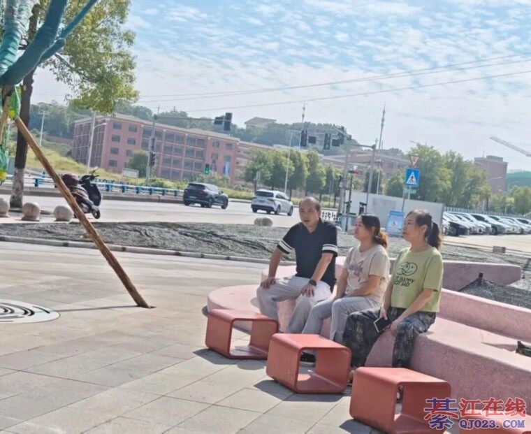 ���³�Сѧ�ڴ���԰����Ͷ�ã�������Ъ���ˣ����ʣ�